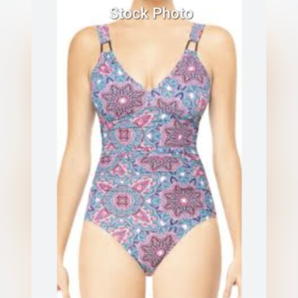 Spanx Love Your Assets by Sara Blakely one-piece swimsuit size medium